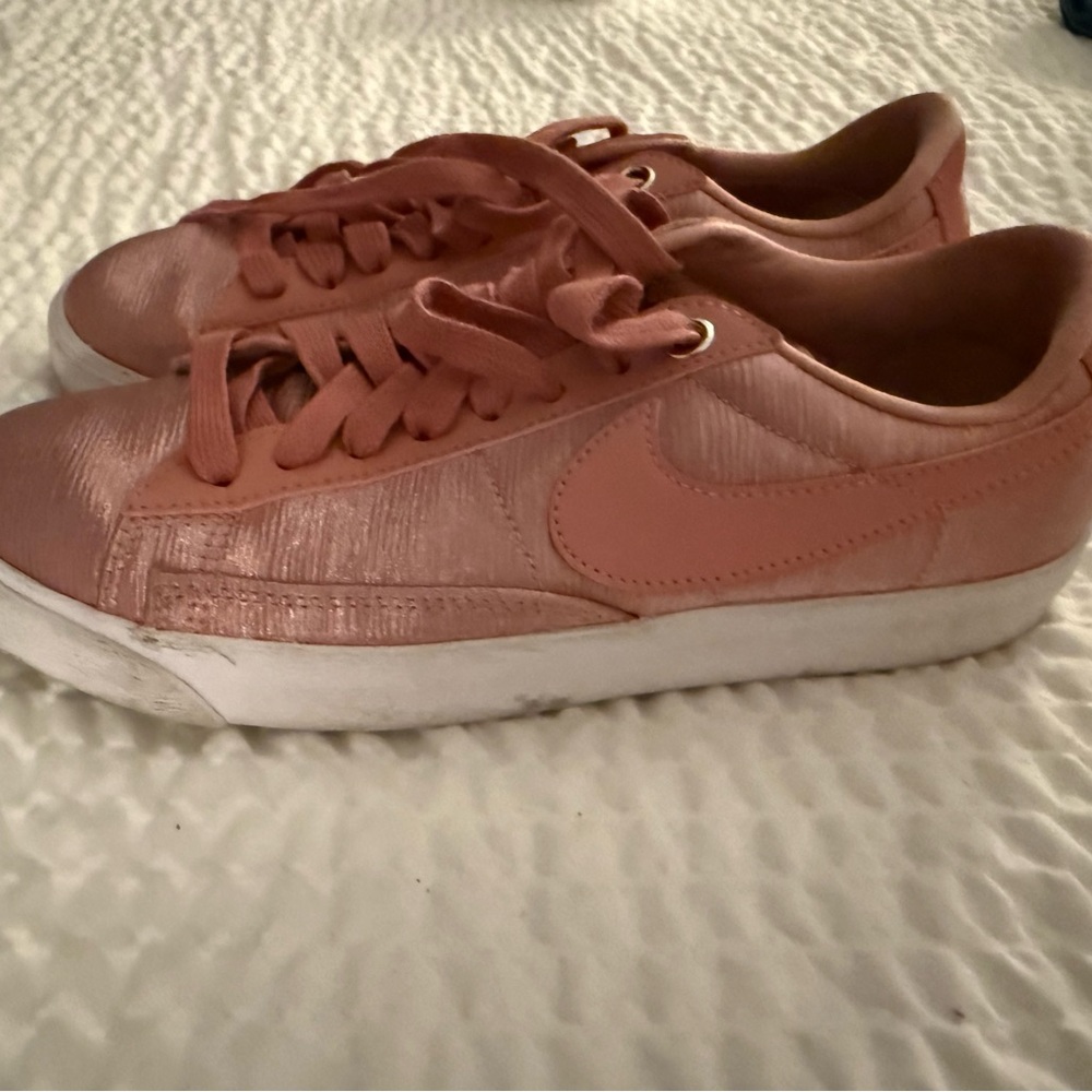 Nike Pink Textured Leather Sneakers